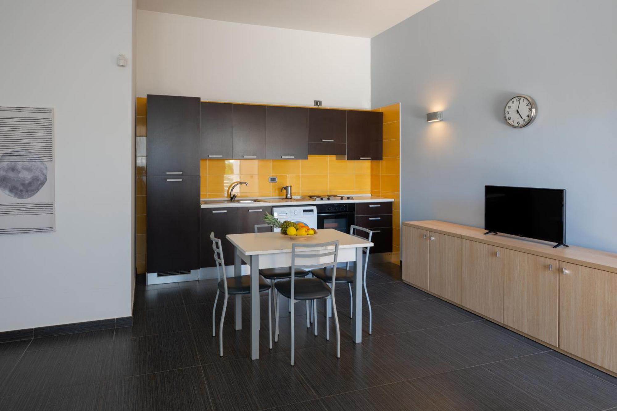 One-Bedroom Apartment